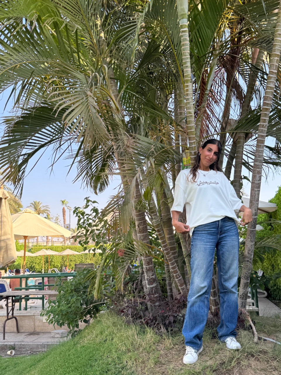 متستربعنيش — Black